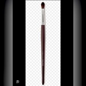 Louise Young LY38 Crease Brush - Brand New in Plastic
